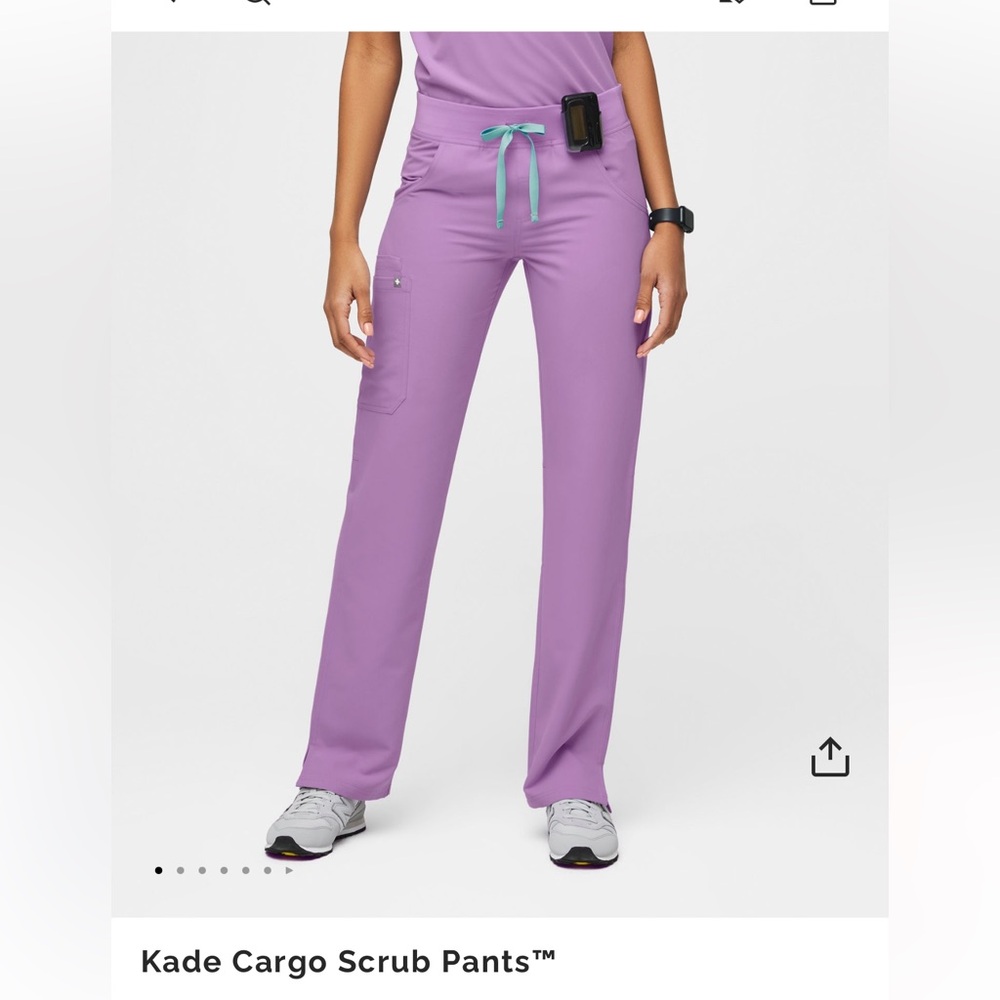 Figs Kade Cargo Scrub Pants in Lilac Dawn size S regular length